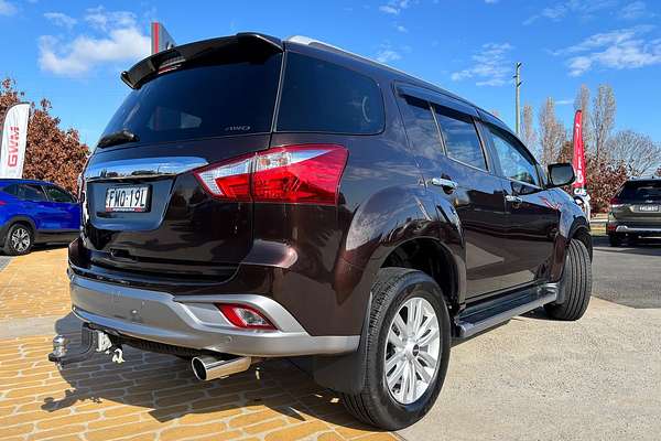 2018 Isuzu MU-X LS-T