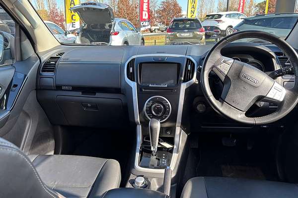 2018 Isuzu MU-X LS-T