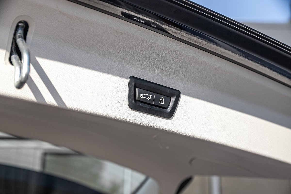 2017 BMW X3 sDrive20i G01