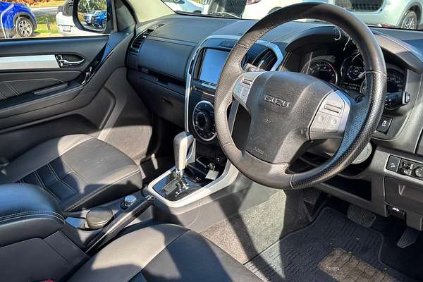 2018 Isuzu MU-X LS-T
