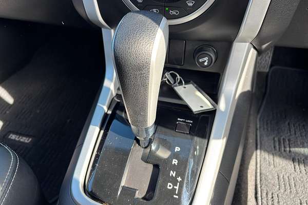 2018 Isuzu MU-X LS-T