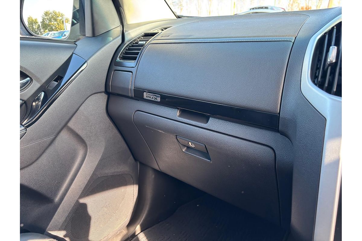 2018 Isuzu MU-X LS-T