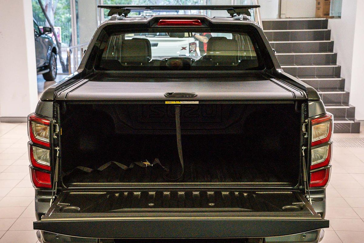 2025 Isuzu D-MAX X-TERRAIN 4X4
