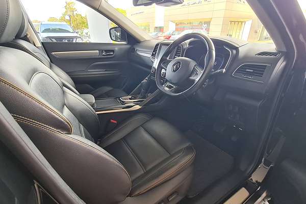 2022 Renault Koleos Black Edition HZG