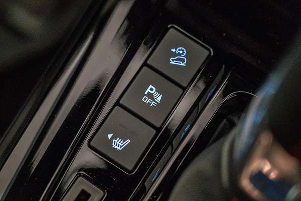 2025 Isuzu D-MAX X-TERRAIN 4X4