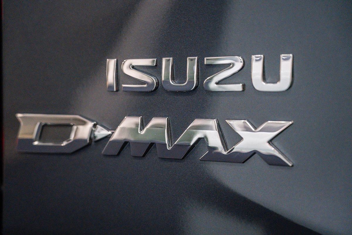 2025 Isuzu D-MAX X-TERRAIN 4X4