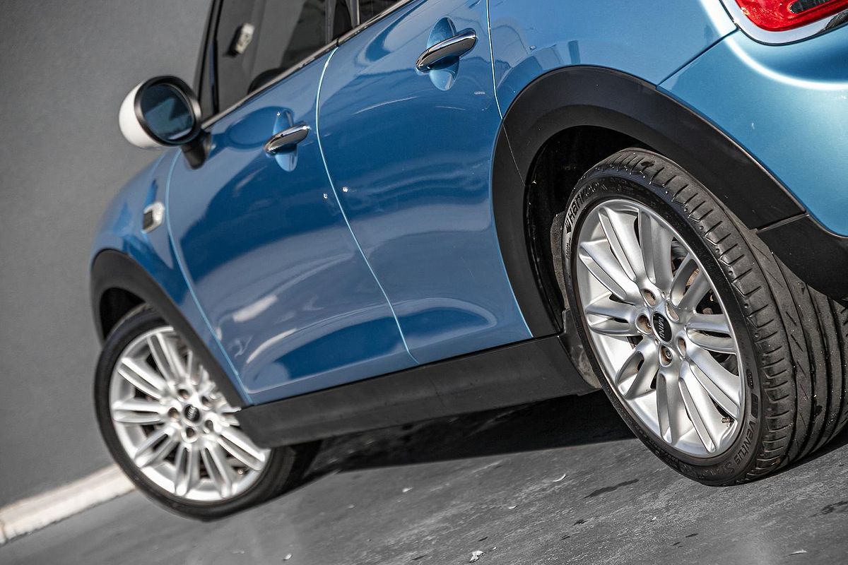 2015 MINI Hatch Cooper F55