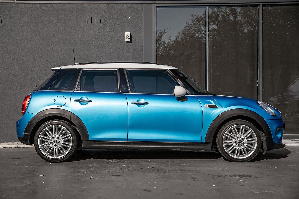 2015 MINI Hatch Cooper F55