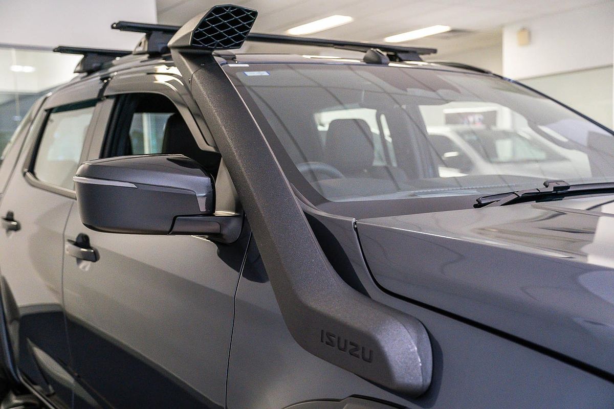 2025 Isuzu D-MAX X-TERRAIN 4X4