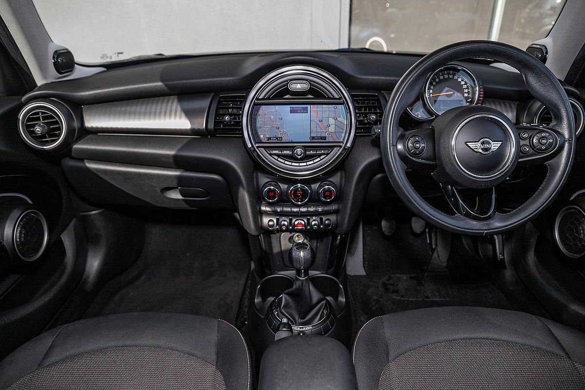 2015 MINI Hatch Cooper F55