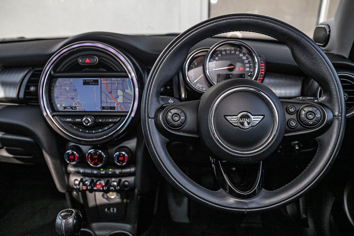 2015 MINI Hatch Cooper F55