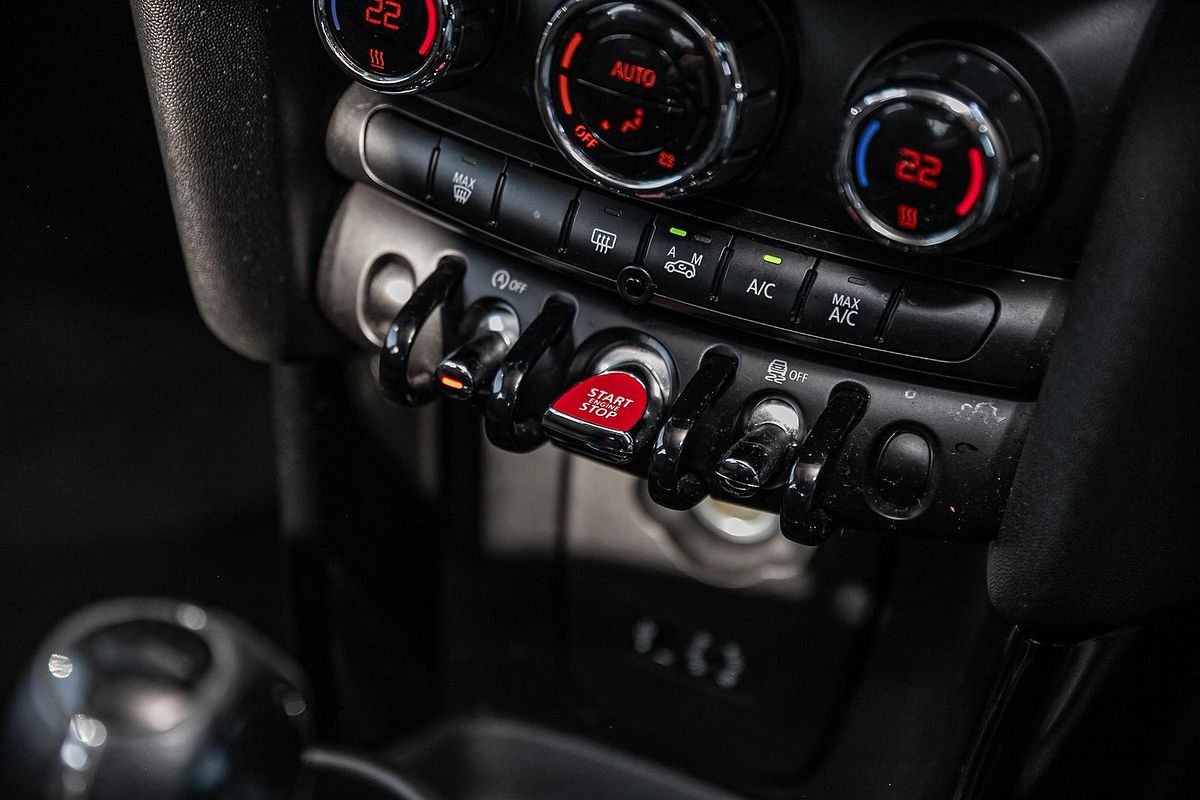 2015 MINI Hatch Cooper F55