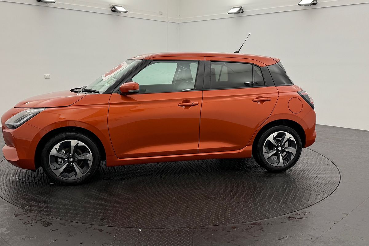 2025 Suzuki Swift Hybrid GLX UZ