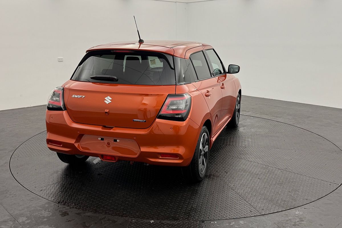 2025 Suzuki Swift Hybrid GLX UZ