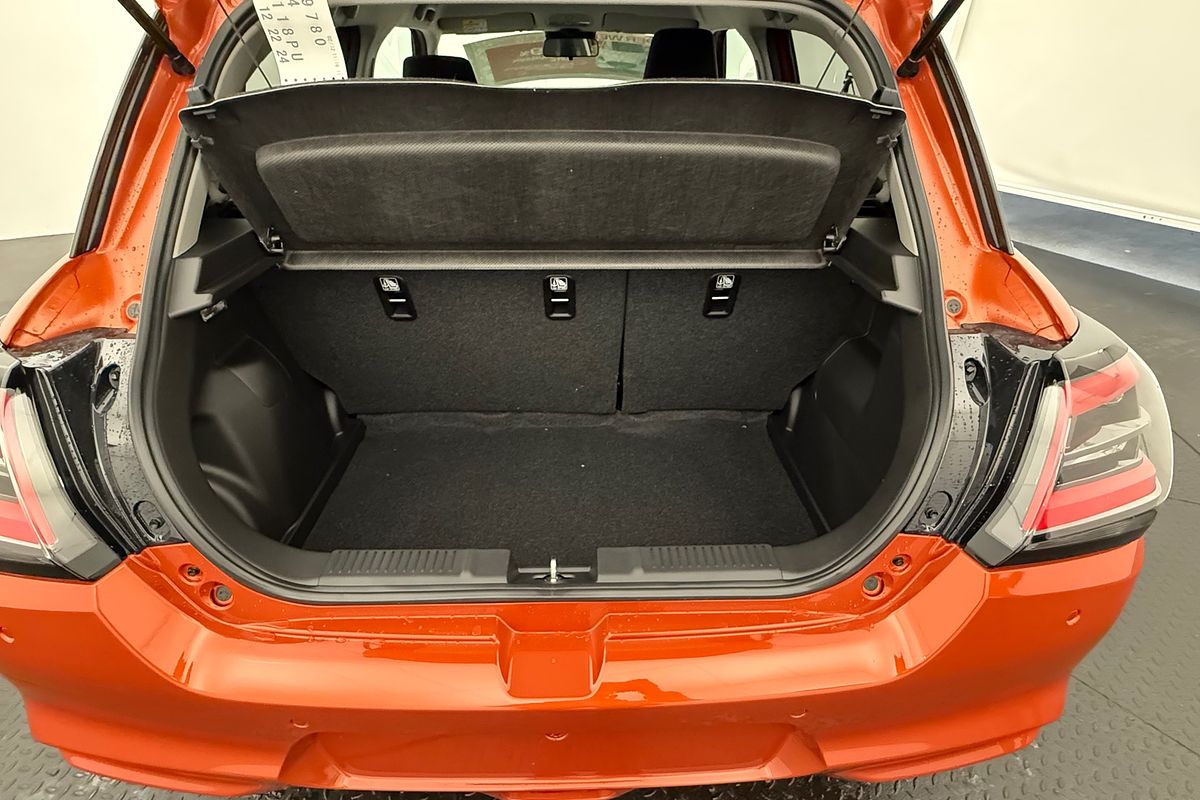 2025 Suzuki Swift Hybrid GLX UZ