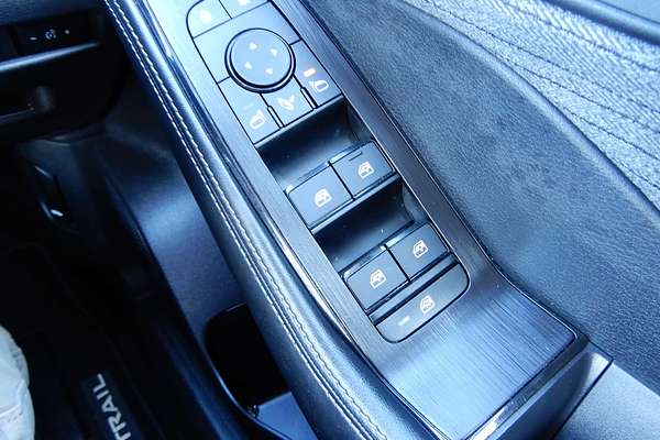 2024 Nissan X-TRAIL ST T33