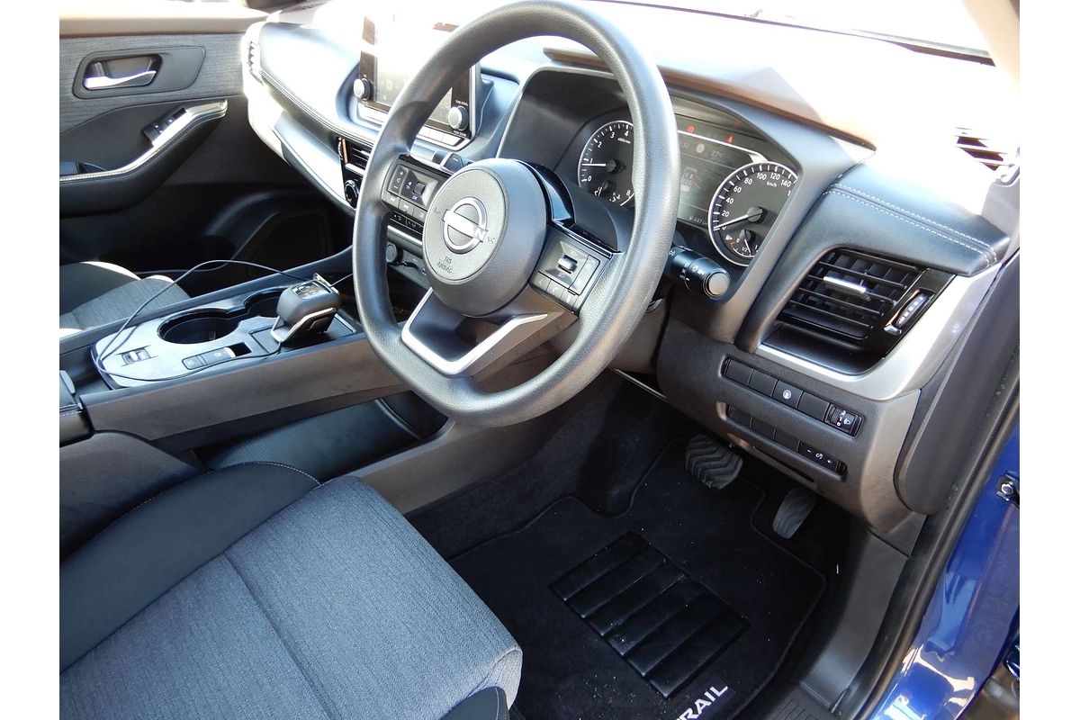 2024 Nissan X-TRAIL ST T33