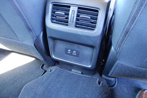 2024 Nissan X-TRAIL ST T33