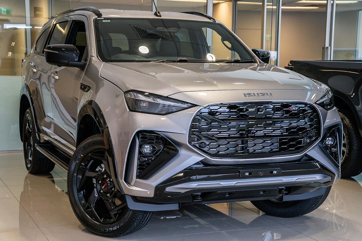 2025 Isuzu MU-X X-TERRAIN
