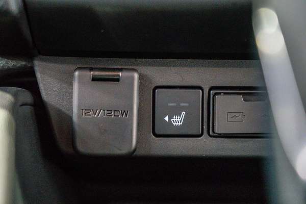 2025 Isuzu MU-X X-TERRAIN