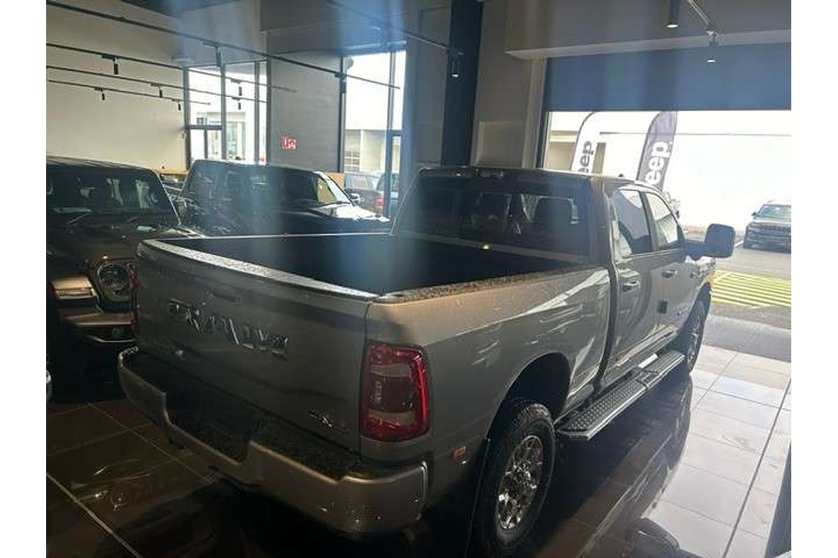2024 RAM 2500 Laramie DJ 4X4