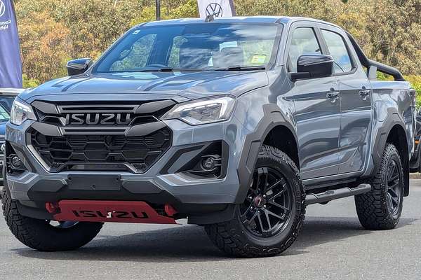 2025 Isuzu D-MAX BLADE 4X4