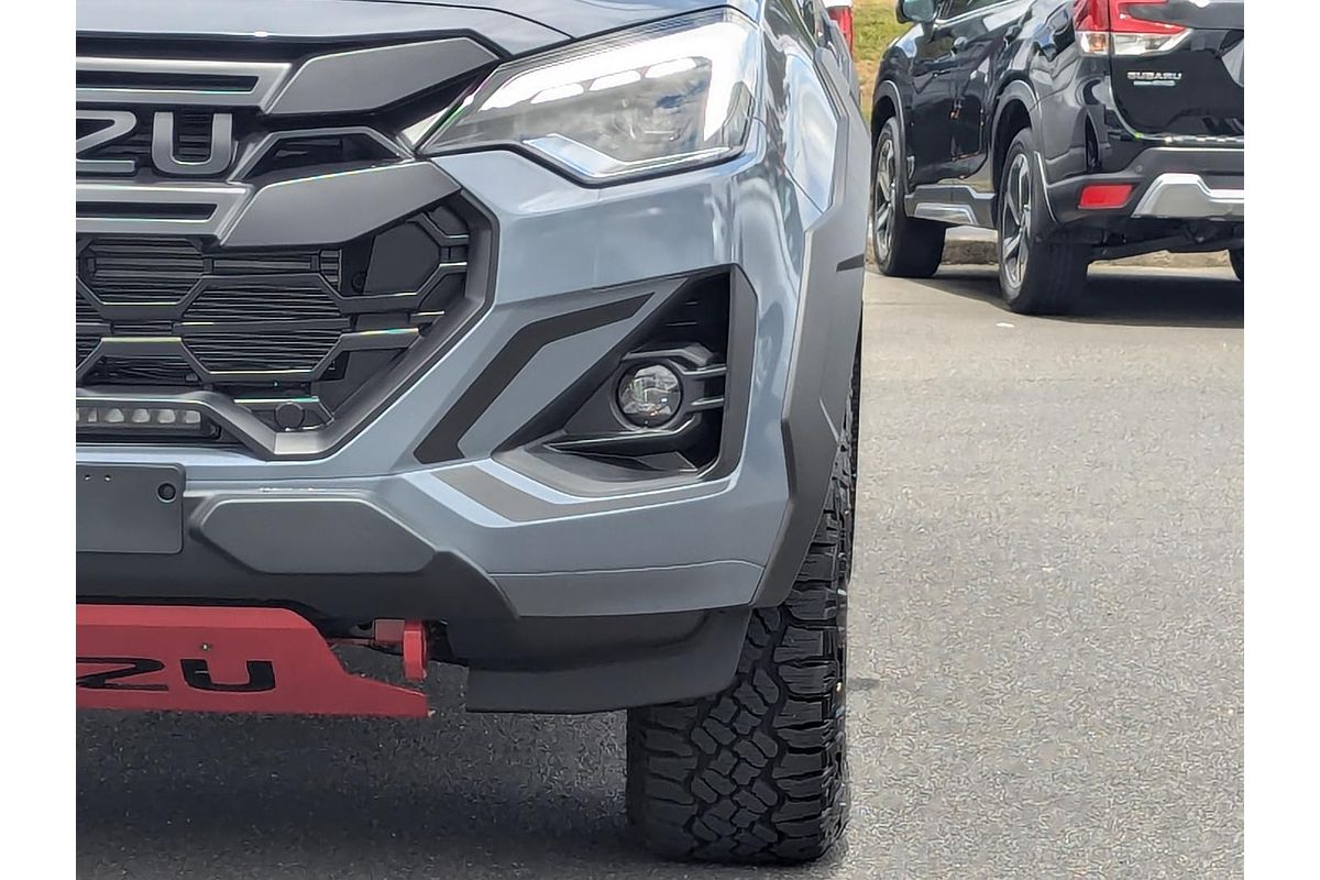 2025 Isuzu D-MAX BLADE 4X4