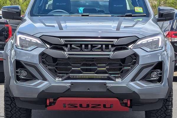 2025 Isuzu D-MAX BLADE 4X4