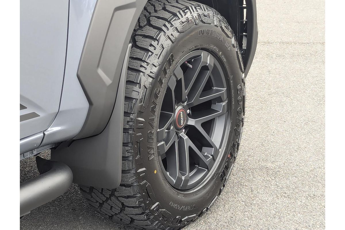 2025 Isuzu D-MAX BLADE 4X4