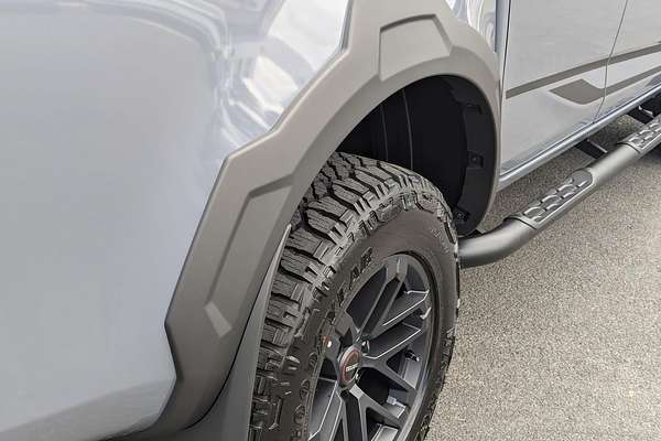 2025 Isuzu D-MAX BLADE 4X4