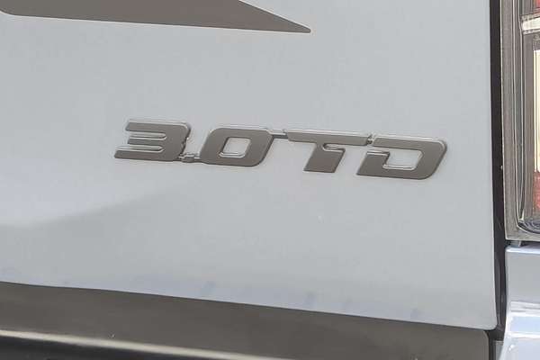 2025 Isuzu D-MAX BLADE 4X4