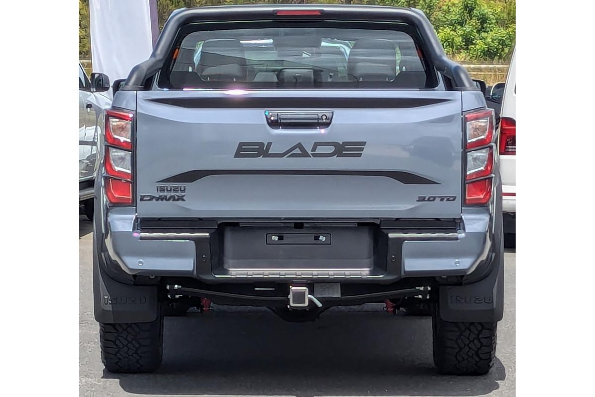2025 Isuzu D-MAX BLADE 4X4