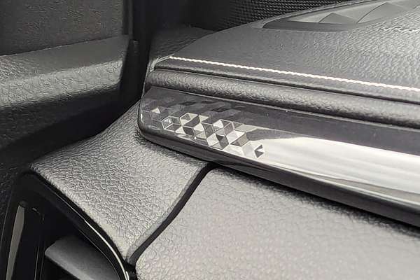 2025 Isuzu D-MAX BLADE 4X4