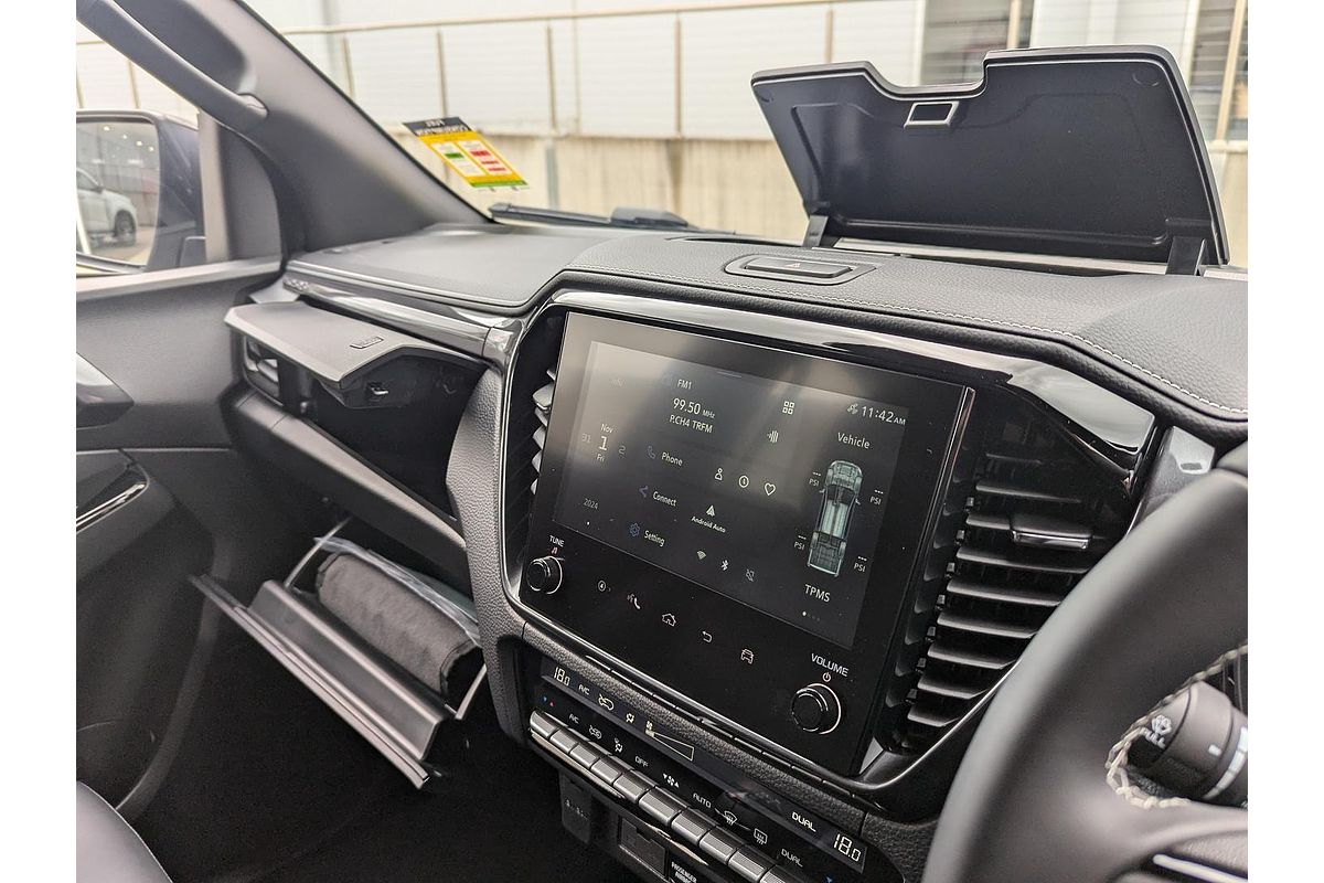 2025 Isuzu D-MAX BLADE 4X4