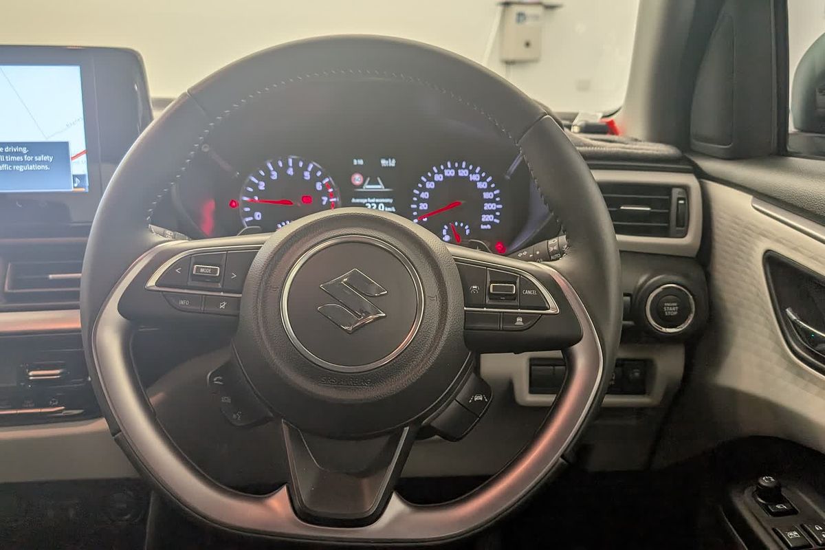 2024 Suzuki Swift Hybrid GLX UZ