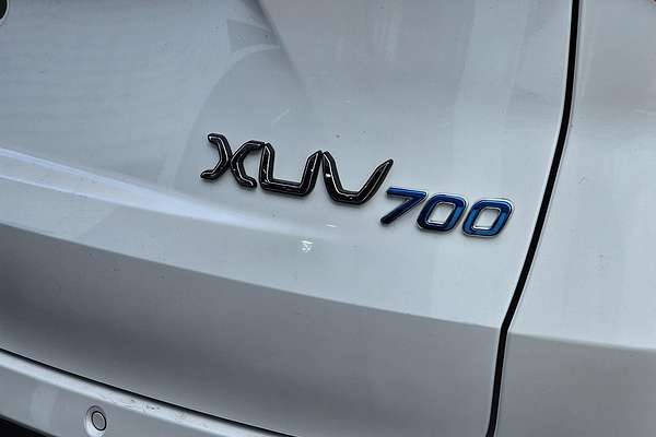 2025 Mahindra XUV700 AX7L