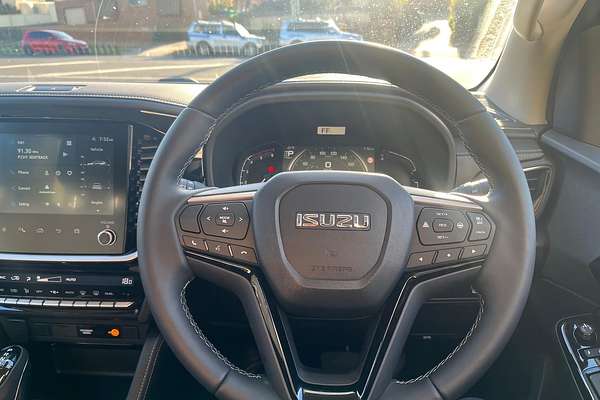 2025 Isuzu MU-X LS-U