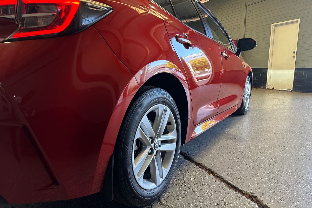 2020 Toyota Corolla Ascent Sport Hybrid ZWE211R