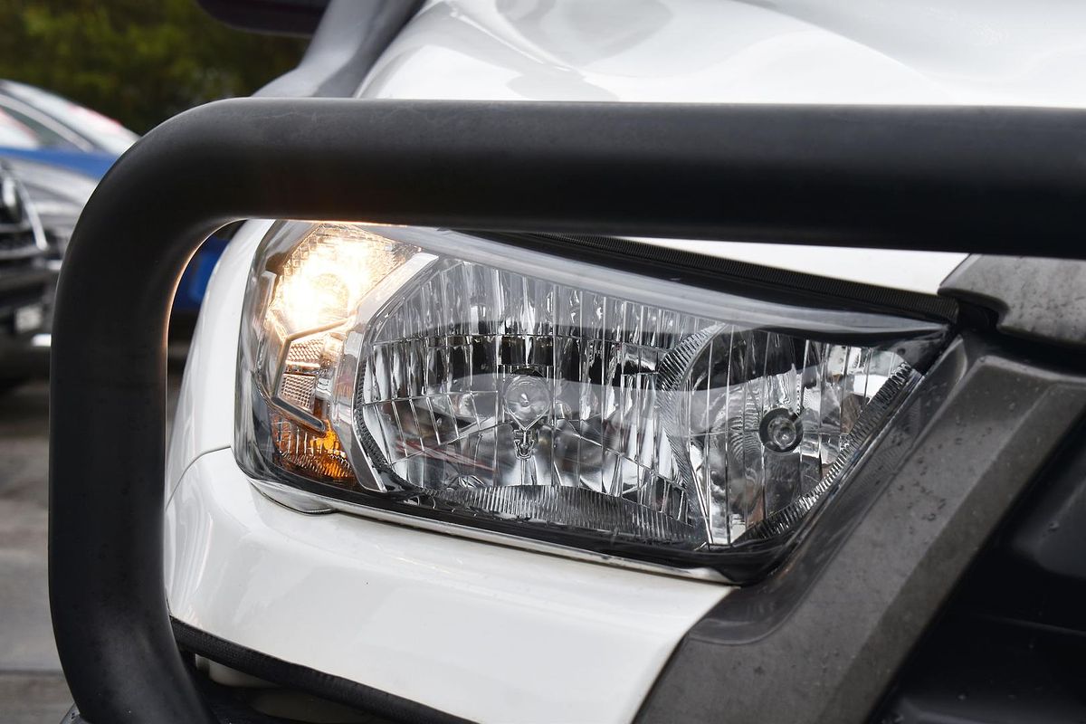 2022 Toyota Hilux SR GUN126R 4X4
