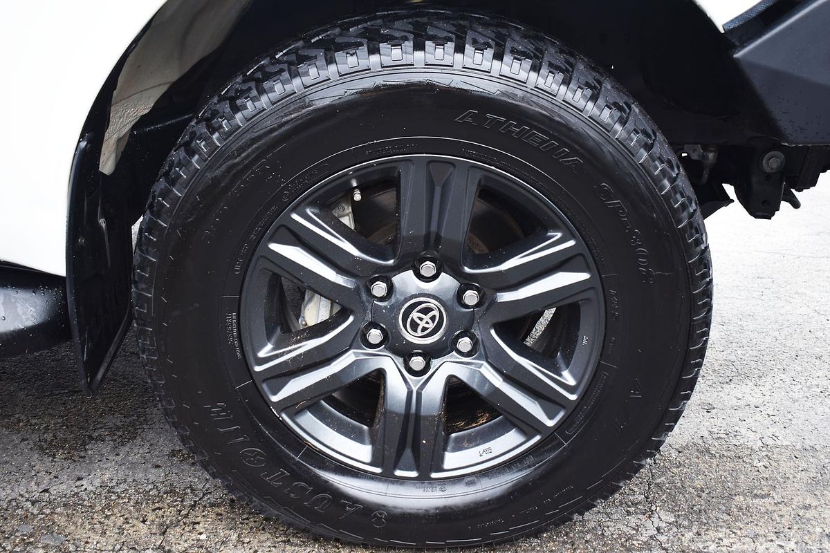 2022 Toyota Hilux SR GUN126R 4X4