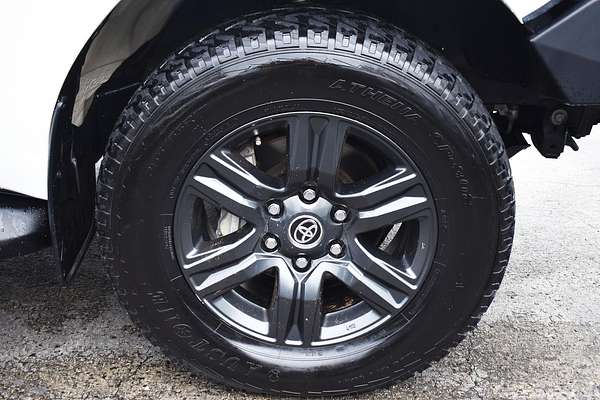 2022 Toyota Hilux SR GUN126R 4X4