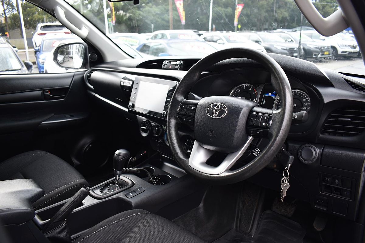 2022 Toyota Hilux SR GUN126R 4X4