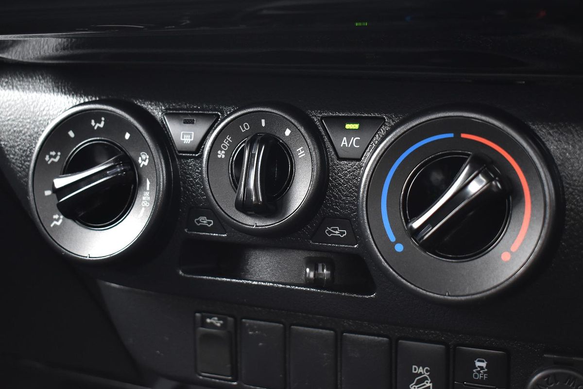 2022 Toyota Hilux SR GUN126R 4X4