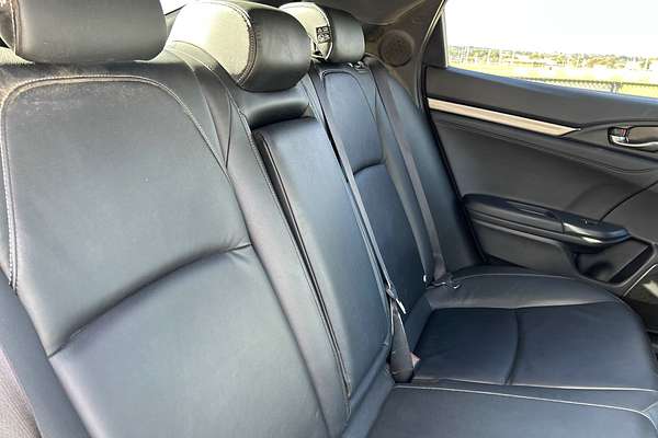 2020 Honda Civic VTi-LX 10th Gen