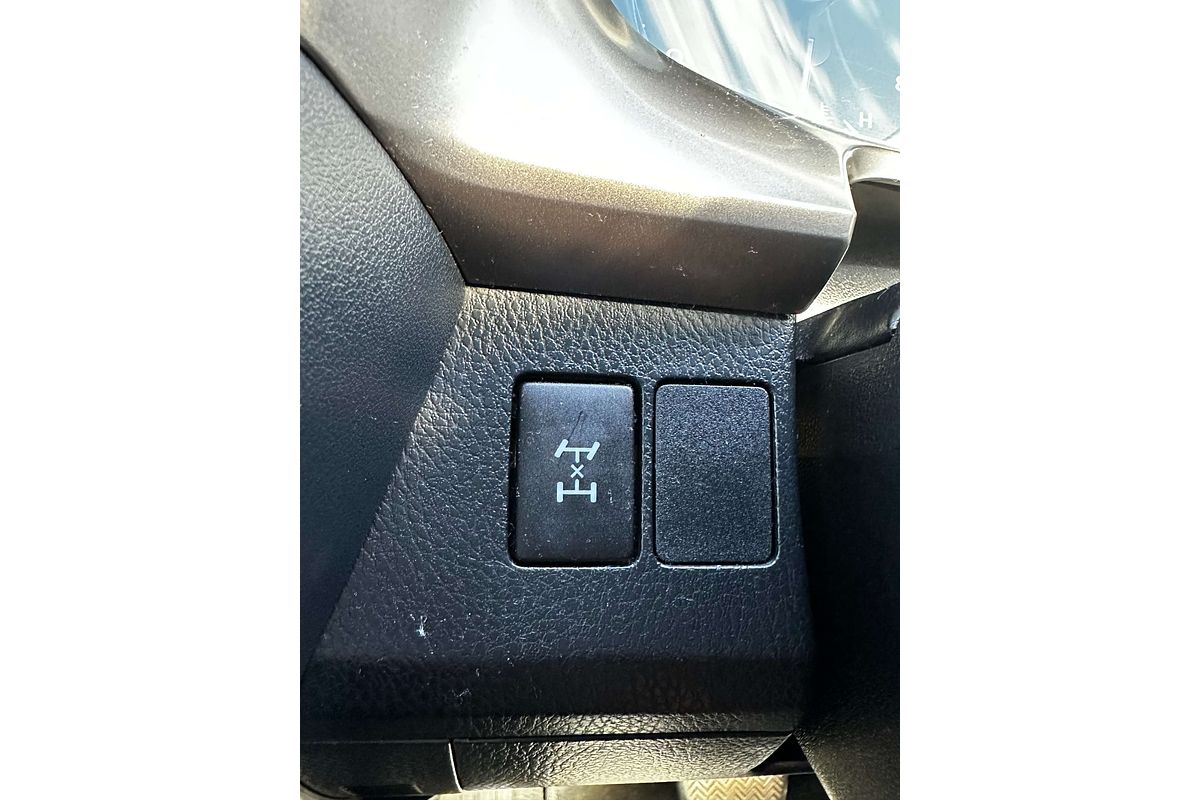 2017 Toyota RAV4 GX ASA44R
