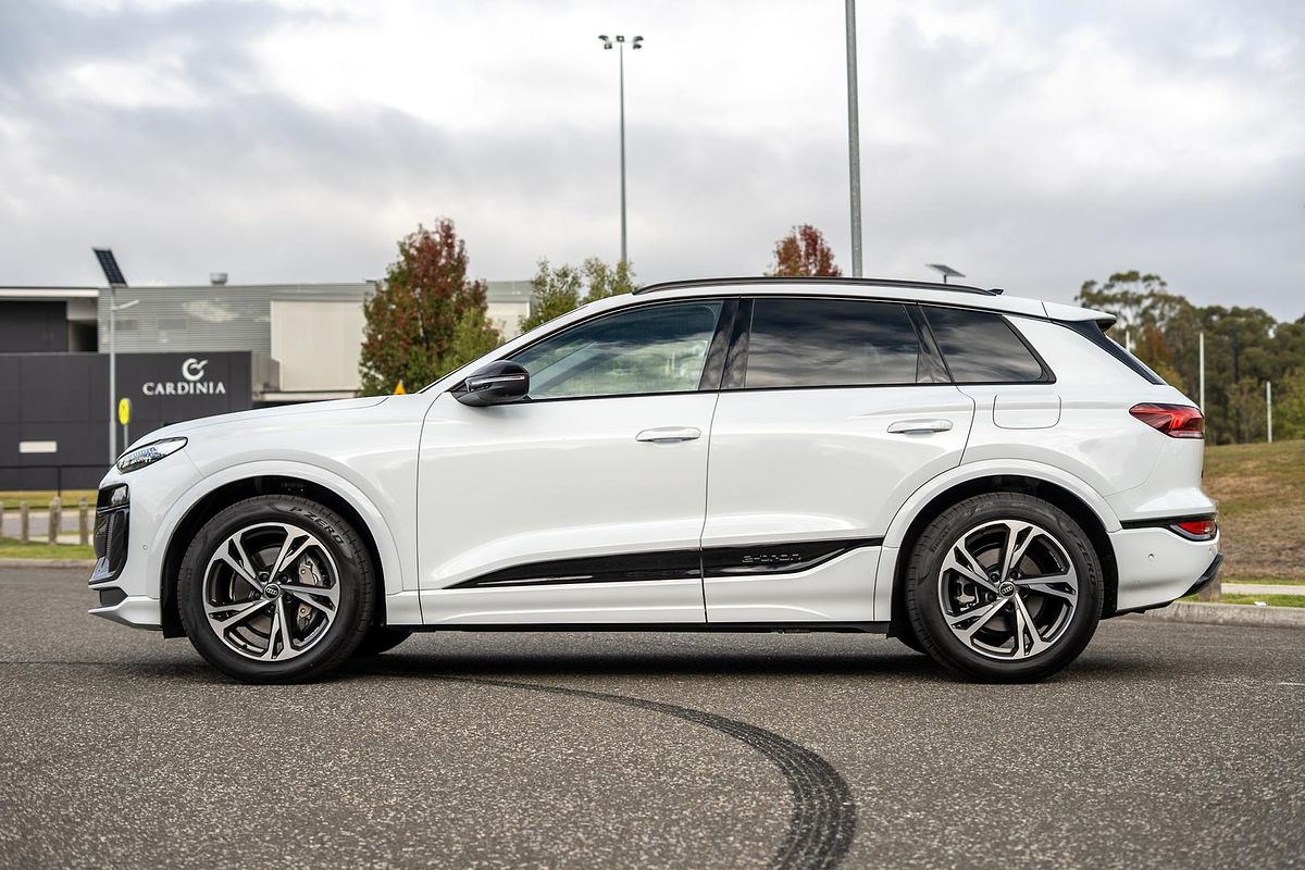 2025 Audi Q6 e-tron Performance GF