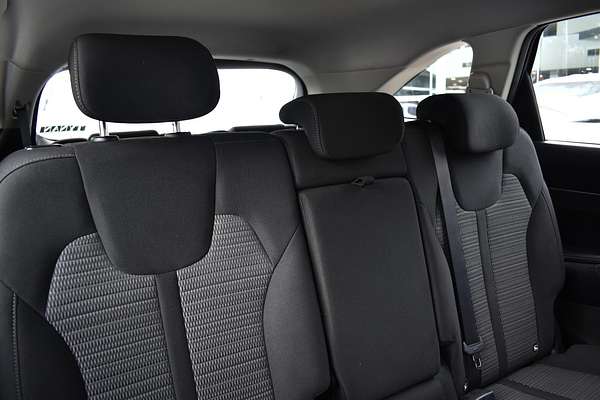 2023 Kia Sorento Sport MQ4