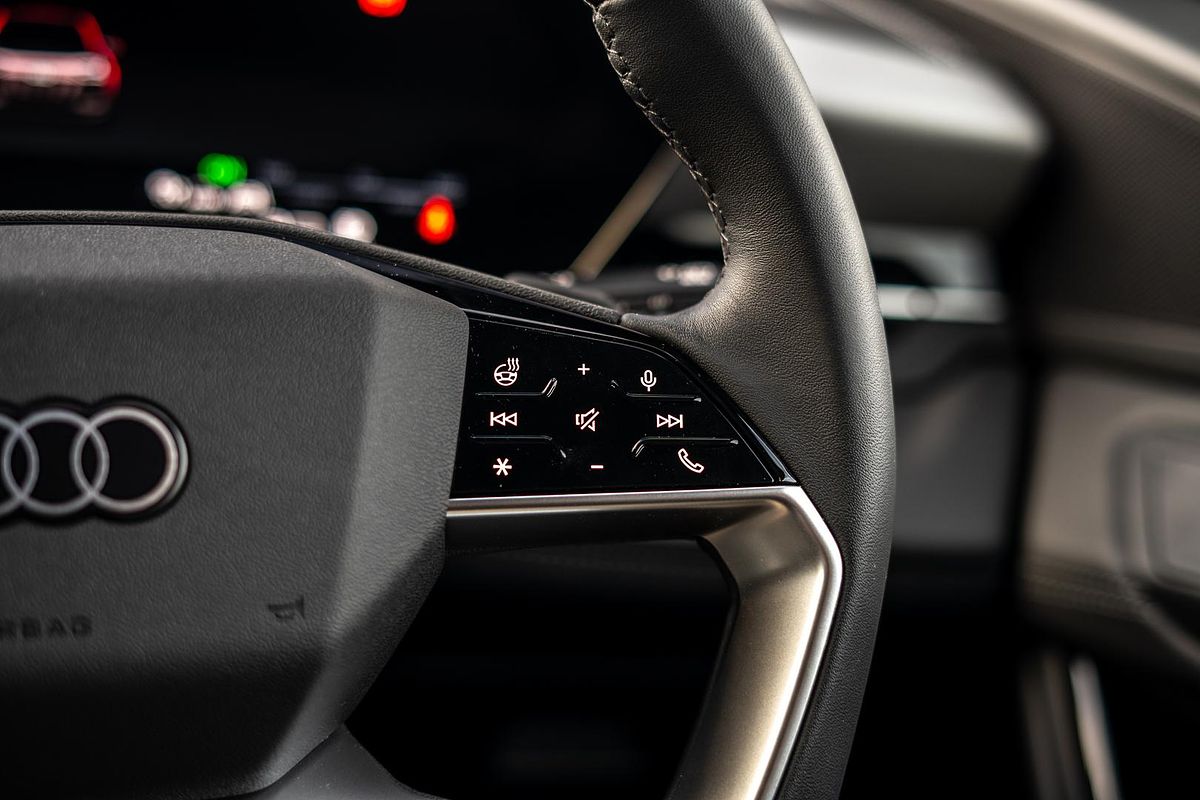 2025 Audi Q6 e-tron Performance GF