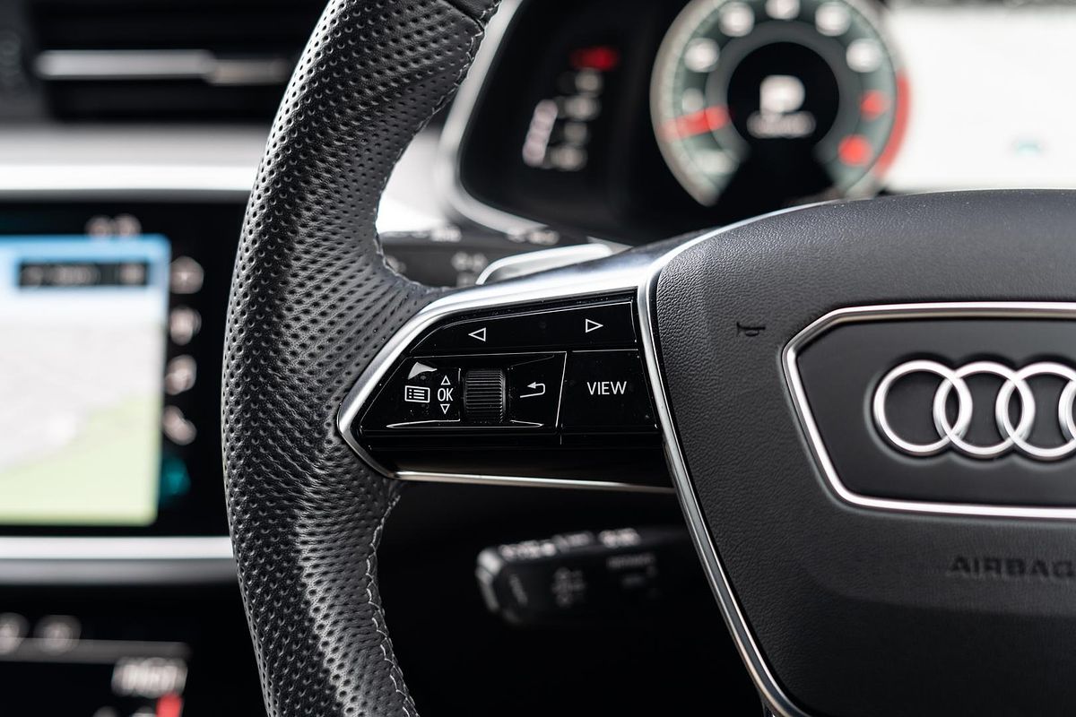 2024 Audi A6 55 TFSI S line C8