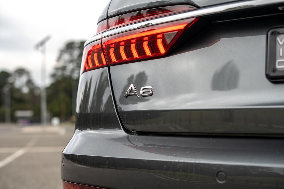 2024 Audi A6 55 TFSI S line C8